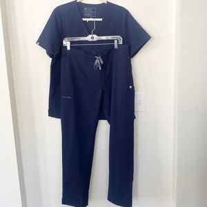Figs Professional Uniform Scrub Set L (New)